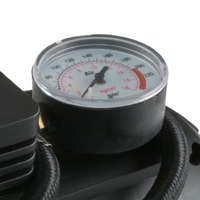 SAL 90304 autós kompresszor, 250 PSI, 18 bar, 10 A, 3 fúvókaadapter, 2,5m vezeték