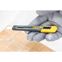 STANLEY Pvc Kés 9Mm Törd.Müa.Házas - Stanley** 0-10-150