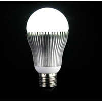 Techlight Techlight 3452 E27 6W 85V - 265V LED fényforrás meleg fehér /73706/(60 W-os hagyományos izzó)