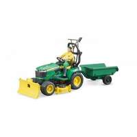 BRUDER Bruder John Deere fűnyíró traktor utánfutóval és kertésszel, 17,5 x 19 x 30 cm