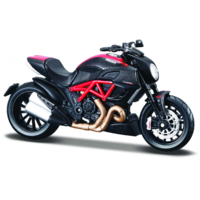 Maisto Maisto Ducati Diavel Carbon motor fém modell (1:18) (10139300/77052)