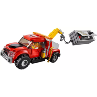 LEGO LEGO® City: 60137 - Bajba került vontató (60137)