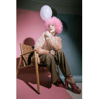 Afro paróka, világos rózsaszín