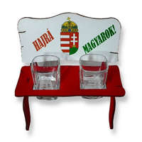 Hajrá Magyarok! pálinkás pad Magyarország címeres poharakkal
