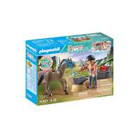 Playmobil Playmobil - Horses of Waterfall - Patkolókovács Ben és Achilles játékszett (71357)