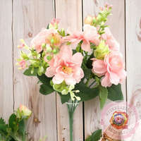  Gardenia csokor- halvány rózsaszín
