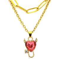 Maria King Dupla rozsdamentes acél nyaklánc arany színben, piros ördög szív medállal