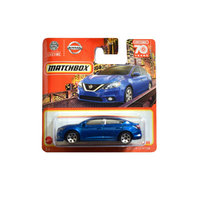 Mattel Matchbox: 2016 Nissan Sentra kék kisautó 1/64 - Mattel
