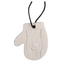 QX Karácsonyi kerámia akasztós 6 x 6 cm kötött kesztyű fehér