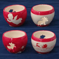 Decoration & Design Kft Kerámia mécsestartó mikulás-angyal gömb 6cm piros-fehér