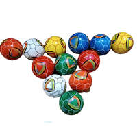 YWU Pu Színes Labda 6,3 Cm