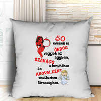 Vicces szülinapi párna - Ördög az ágyban