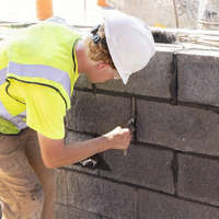 Fém szerkezetű szerszám fugázáshoz, tisztításhoz, préseléshez