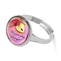 MariaKing Eljegyzési gyűrű, felirattal, lakat-kulcs mintával, pink színben (állítható méret)