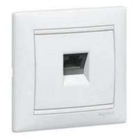 Legrand Legrand Valena 1xRJ45 UTP Cat6 aljzat,körmös fehér (774246)