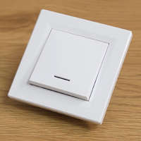 Schneider Electric Zrt. Schneider Electric Asfora - EPH1600121 - Egypólusú nyomó, jelzőfényes, rugós bekötés, fehér