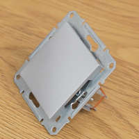 Schneider Electric Zrt. Schneider Asfora – Alumínium vakfedél, süllyesztett szerelésű, ABS központi lemezzel, IP20 védettséggel, 71x71x35 mm mérettel; EPH5600161