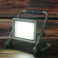 EverFlourish Hungary Kft. LED fényvető 50W állvány 4000lm1.5m H05RN - Flexi GAO 7994H