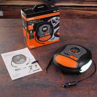 OSRAM GmbH Osram Tyreinflate 450 digitális gumiabroncs kompresszor automatikus leállítással, 3,5 perces felfújási idővel, LED világítással és feltekerhető kábellel, OTI450