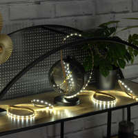 deLux LED szalag 60 led IP20 hideg fehér SMD3528 4,8W/fm, 240lm/m, 4000K, 12V DC, DEL1143