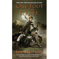  One Foot in the Grave – Jeaniene Frost