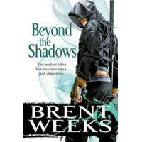  Beyond The Shadows – Brent Weeks
