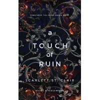  A Touch of Ruin – Scarlett St. Clair