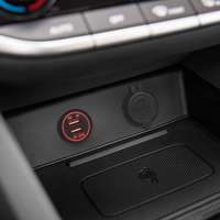 Szivargyújtó helyére beépíthető USB aljzat - piros (54926RD)