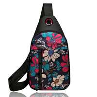 NŐI TESTTÁSKA- VIRÁG MINTÁS -FEKETE-