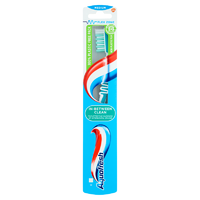 Aquafresh fogkefe In-Between Clean Medium