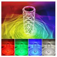 Netshop Henger alakú vezeték nélküli asztali lámpa USB porttal