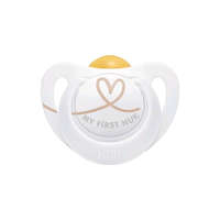 NUK NUK Star baba cumi latex 0–6 h, szívet