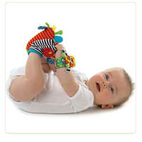 DBT Baba csukló és zokni csörgő játék - Zebra és Zsiráf