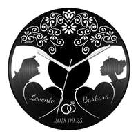 Esküvő 7 bakelit óra