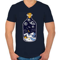 printfashion Bottle of the night - Férfi V-nyakú póló - Sötétkék