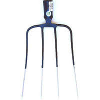 MUTA Villa 4 ágú trágya