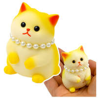 LEAN TOYS Szenzoros Plüss Puha Cica Gyöngyökkel Fehér És Sárga 7.5cm