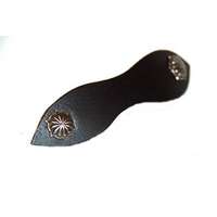 Bőr hajcsat fém dísszel