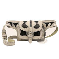 Hasi-tasi bőr övtáska, Swarovski kristállyal, fekete berakással