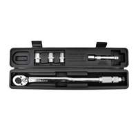 GEKO GEKO 1/2" nyomatékkulcs 28 - 210 Nm, hosszítóval,dugófejekkel