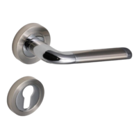 Kilincs és vasalat AJTÓKILINCS CZ SZATÉN/FÉNYES KRÓM LINDO ROZETTÁS