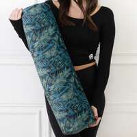 Prána Párna Jóga henger Premium Tönkölyhéj párna 70x20 cm + Art Deco Collection huzat (Blue Leaves)