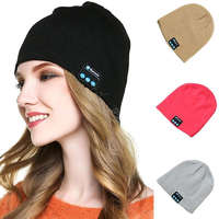 Fekete bluetooth sapka - Hallgass zenét könnyen a téli hónapokban is holm0925