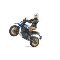  BRUDER Ducati Scrambler Desert Sled - motorkerékpár-vezető bábuval - 63051 1:16