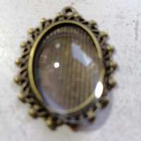 PC Üveglencsés fém medál lencsével ovális, 18 x 25mm - bronz színű