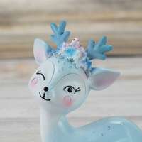 Corolla Exp-Imp. Kft Kacér kacsintós heverő őzike kék 9,5cm x 10,5cm