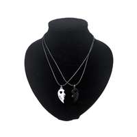 Páros nyaklánc ”Best friends” (fekete fehér)