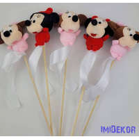 Bébi Minnie plüss pálcás figura