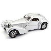 BBurago BBurago 1:24 Bugatti Atlantic ezüst