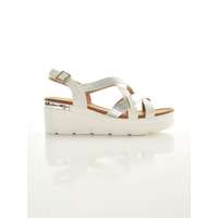 MB Collection MB Collection női szandál - felsőrészén divatos keresztpántos kialakítás, sarkán ezüst színű fém díszítéssel M25-1-SF-148/T013